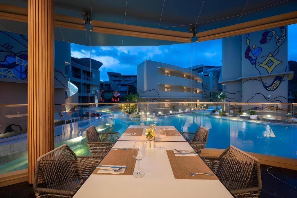 Metadee Elite Hotel Kata Beach  Exterior foto